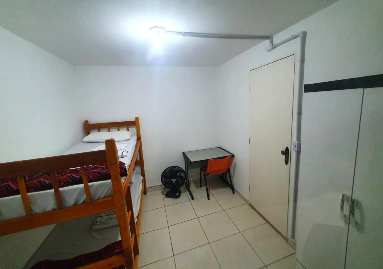 Hostel Airport Rooms Diadema Exterior foto